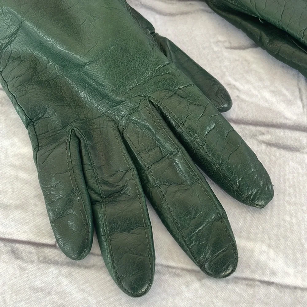 Aris 100% cashmere lined  green leather gloves size 6 1/2